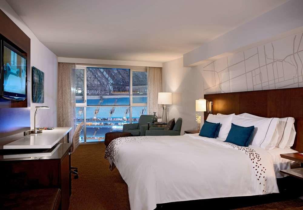 Toronto Marriott City Centre Hotel Exterior foto